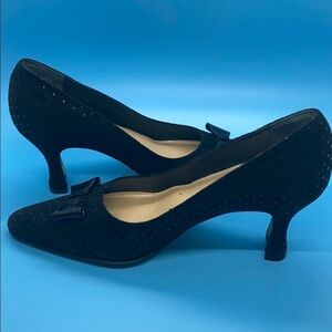 Vanessa Noel -Vanno.com Black Suede Heel Sz 4.5
